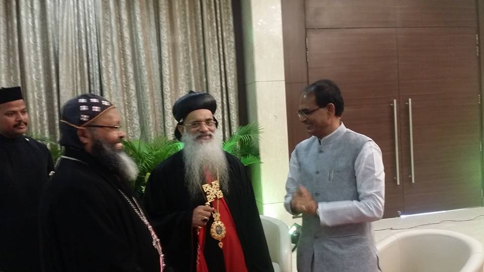Meeting with Madhya Pradesh Chief Minister Shivraj Singh Chouhan at 3rd International Dharma-Dhamma Conference